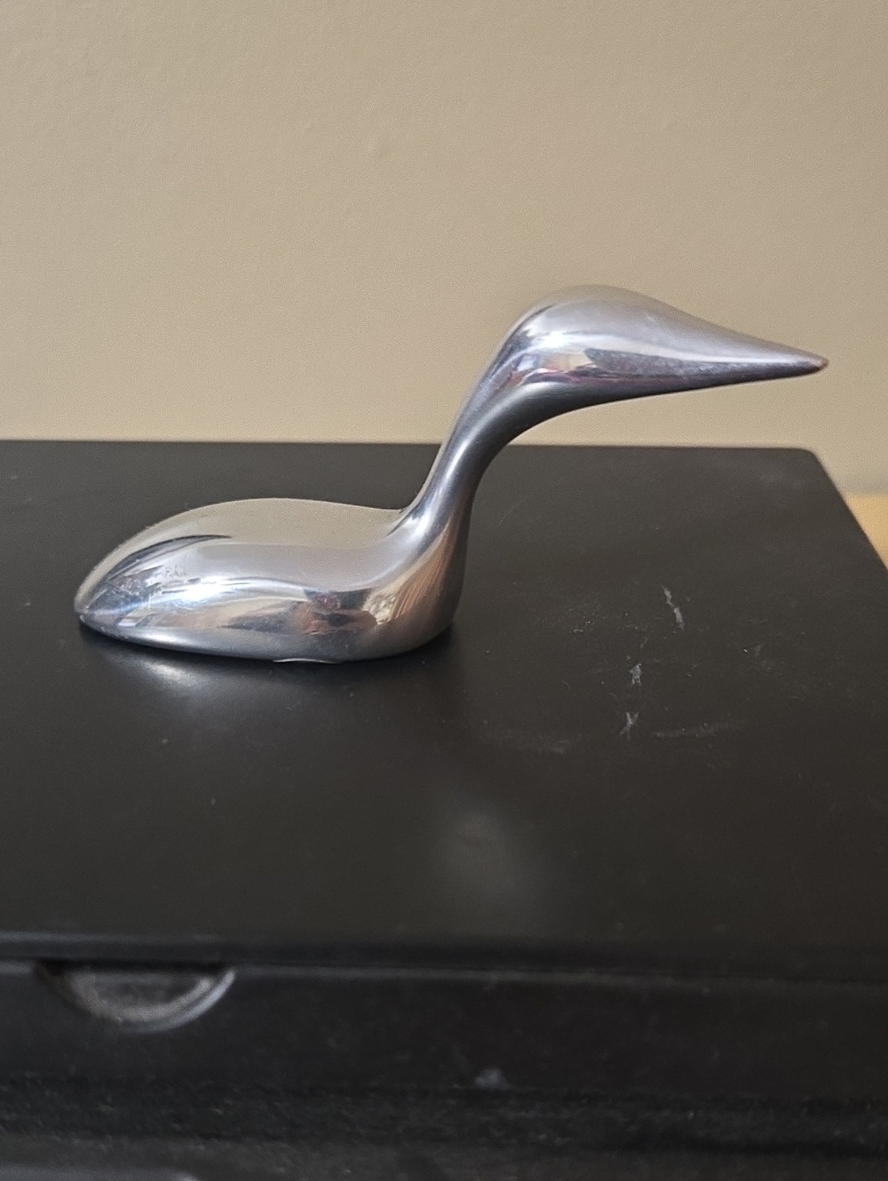 Hoselton Sleek Silver Duck/Goose/SwanFigurine  Sculpture Signed & Numbered 408